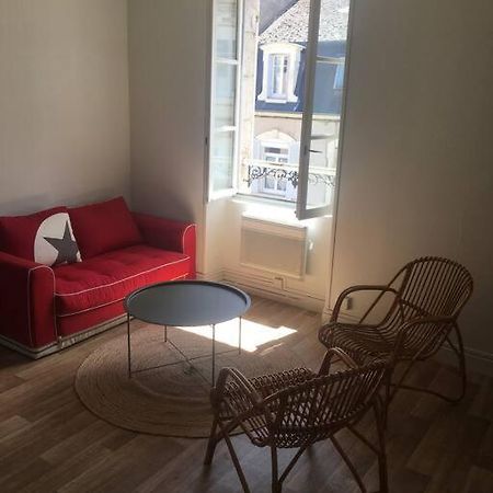 Appartement Avec Parking Proche Cathedrale Bourges Exterior foto